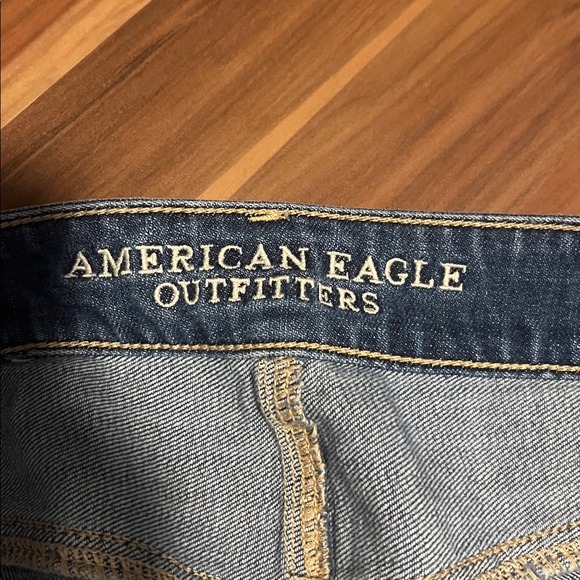 AE Straight Jeans- Ripped - Picture 4 of 4